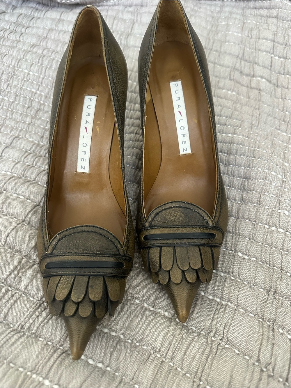 Pura Lopez Metallic Bronze Pointed Kiltie Pumps